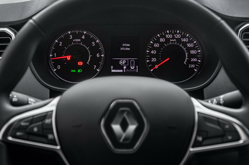 Коррекция показаний одометра автомобилей Renault 